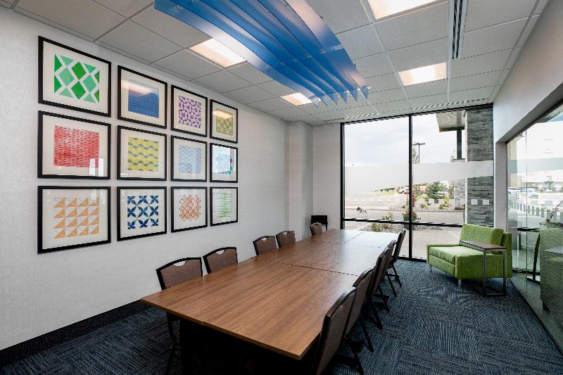فندق Holiday Inn Express   Lethbridge Southeast, An Ihg