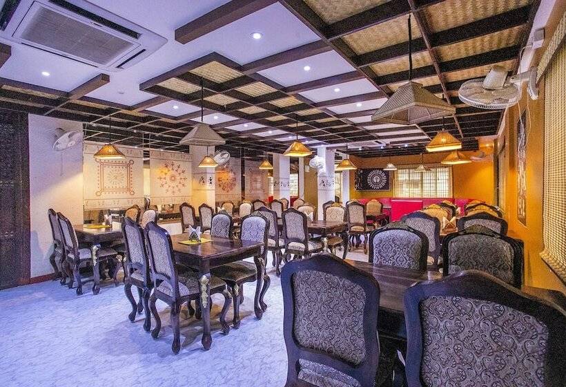 هتل Oyo 23441 Shree Gowri Comfort