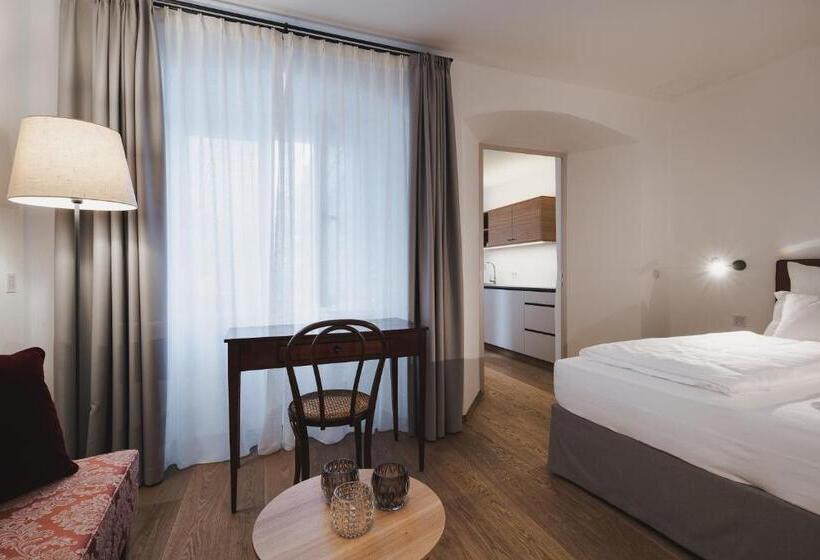Kuntino Suites