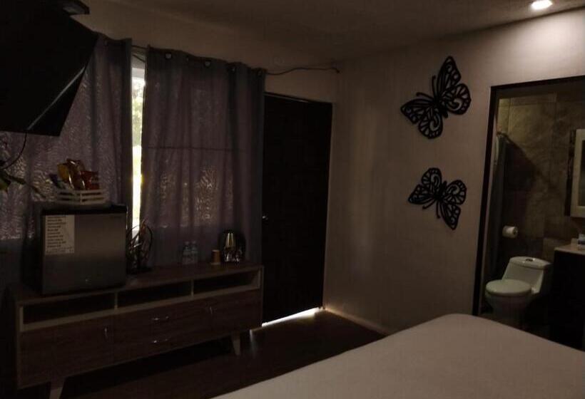 هتل Villas Mariposas