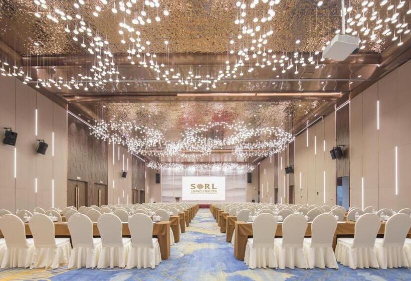 هتل Auto City Ruili