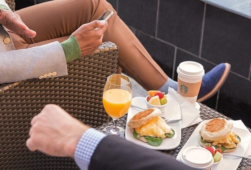 호텔 Courtyard By Marriott Bowie