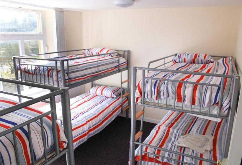 הוסטל Newbrough Bunkhouse