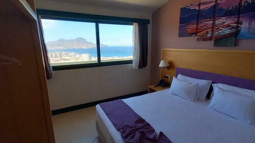 هتل Pombas Brancas Resort