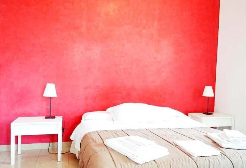 تختخواب و صبحانه Fourseasons