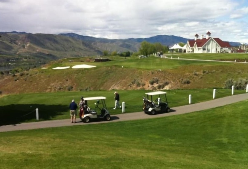 هتل Hilton Garden Inn Wenatchee