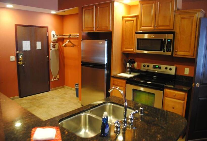استراحتگاه Wisconsin Dells Area Condominiums
