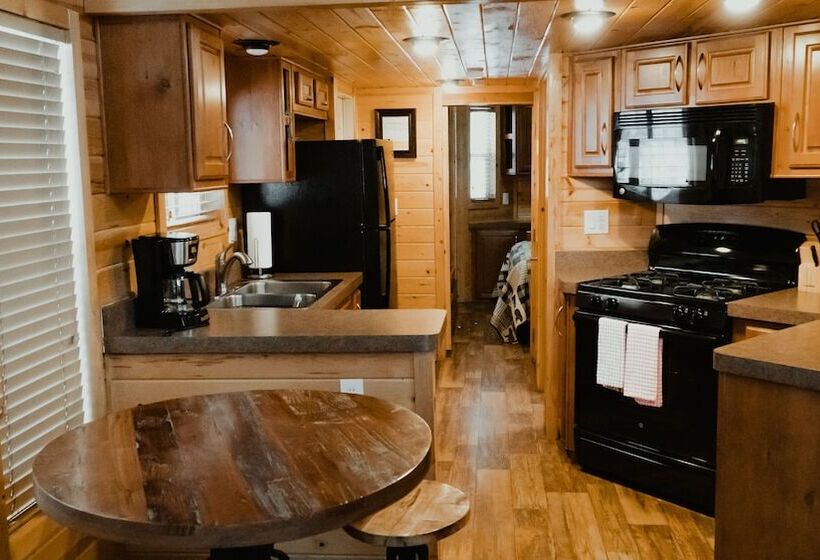 هاستل Ouray Riverside Resort   Inn & Cabins