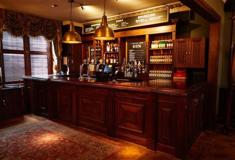 هتل Counting House