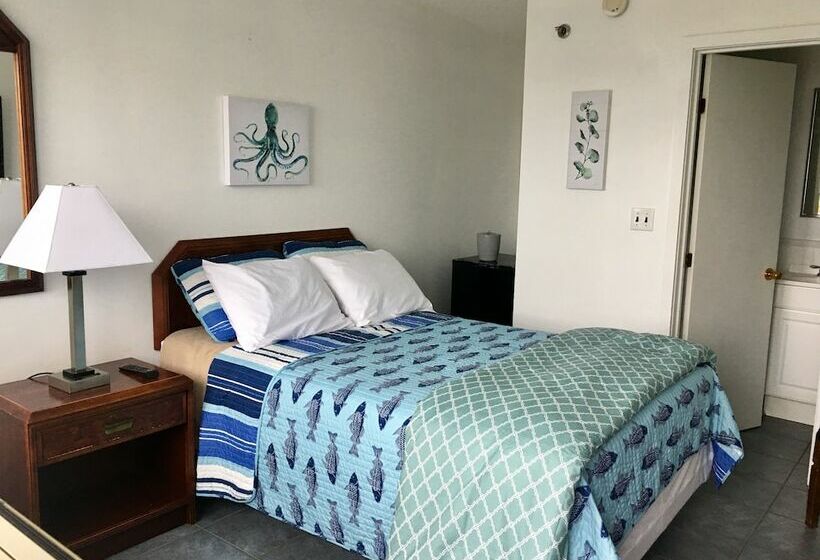هتل Seagrass Inn
