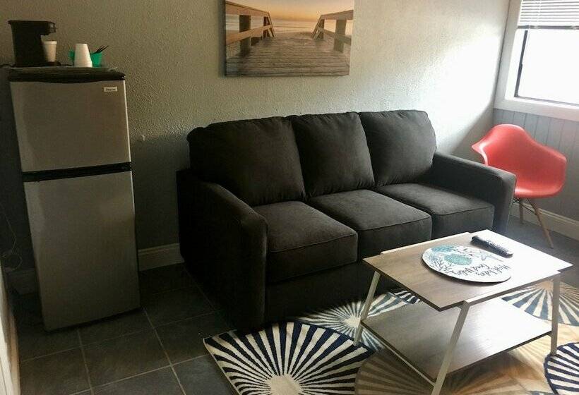 هتل Seagrass Inn