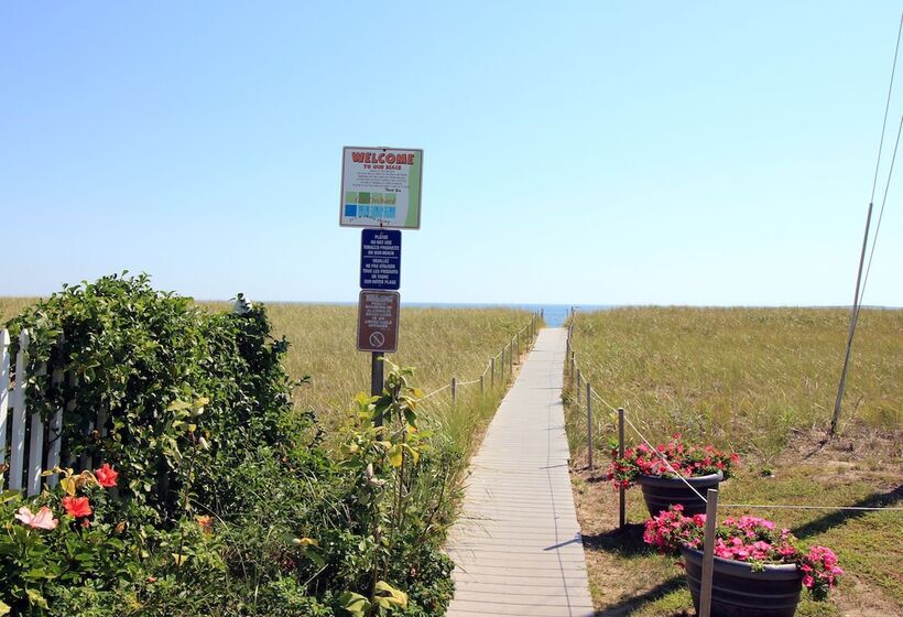 هتل Seagrass Inn