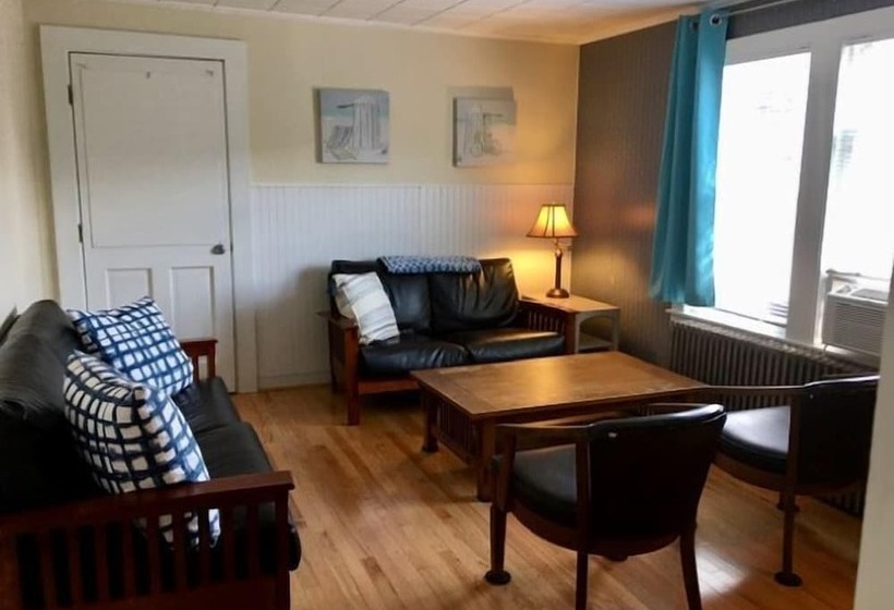 هتل Seagrass Inn