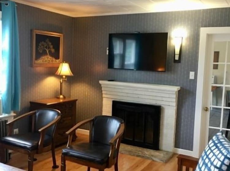 هتل Seagrass Inn