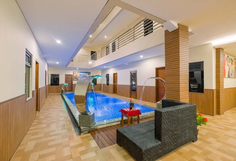 پانسیون Caroline Guest House