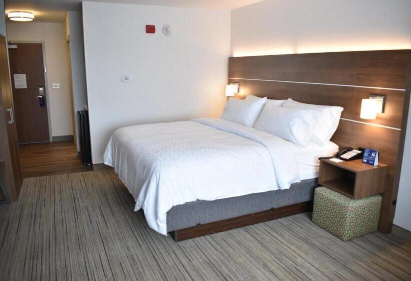 هتل Holiday Inn Express & Suites Boston South Randolph, An Ihg