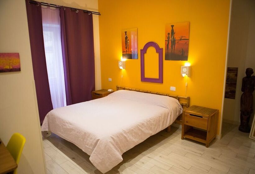 پانسیون Lanzies Guesthouse