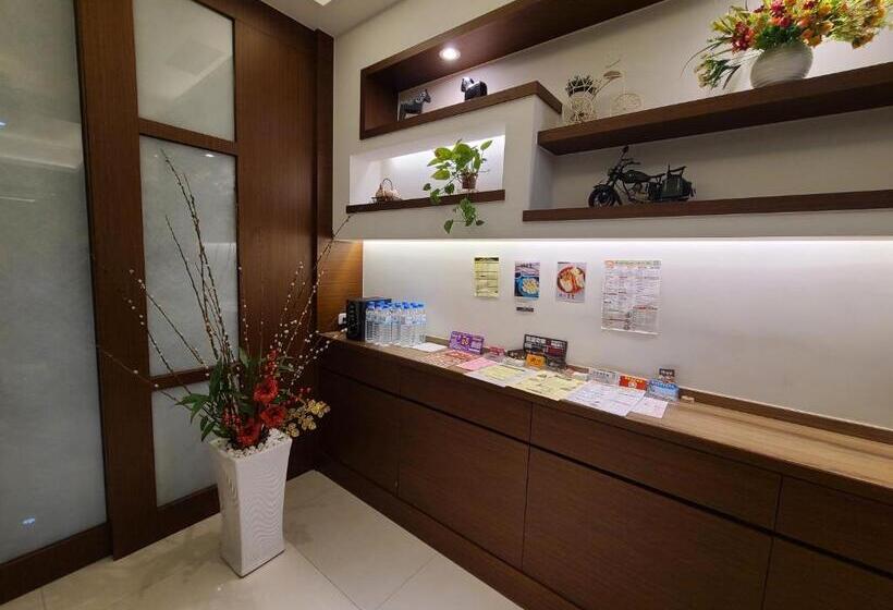 تختخواب و صبحانه Love Happiness Inn