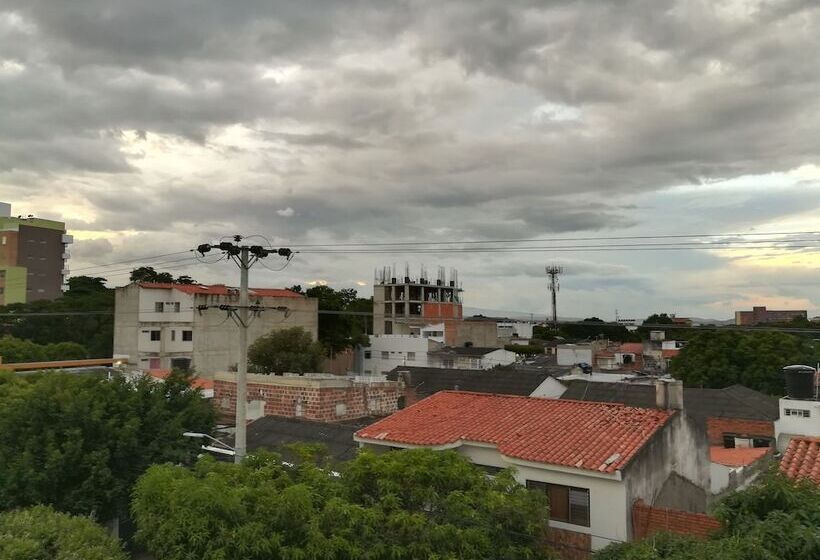 تختخواب و صبحانه La Casita Morada