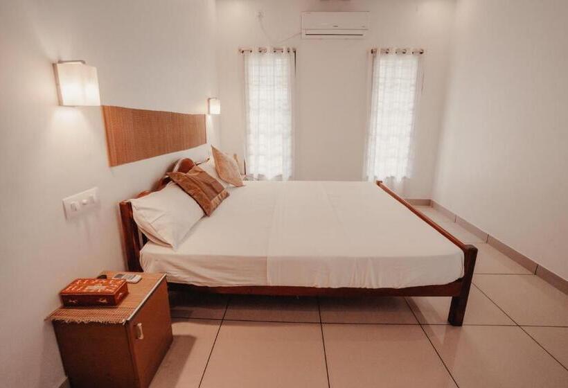 تختخواب و صبحانه Swasthigriha S Beach Homestay, Cherai