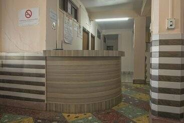 هتل Oyo 23546 Pushpak