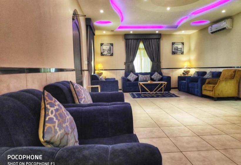 استراحتگاه Jeddah Wakan Villas