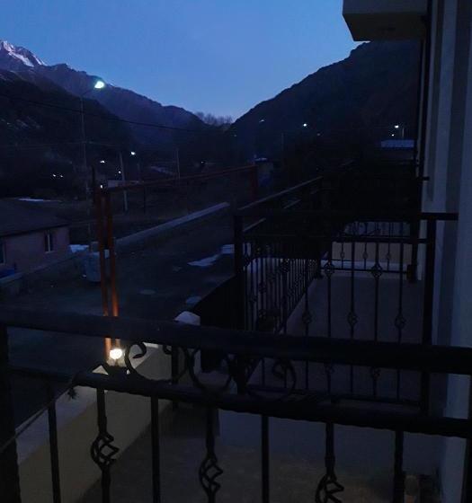 پانسیون Iveria