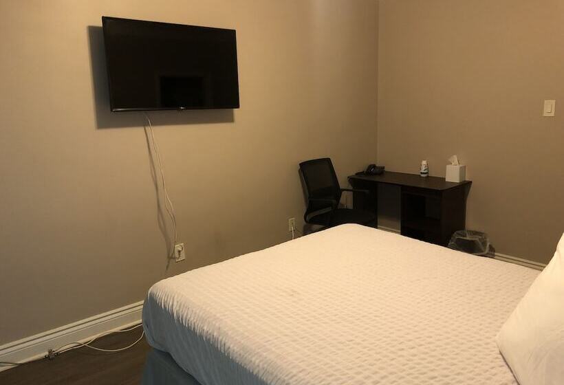 هتل Travelodge By Wyndham London Ontario
