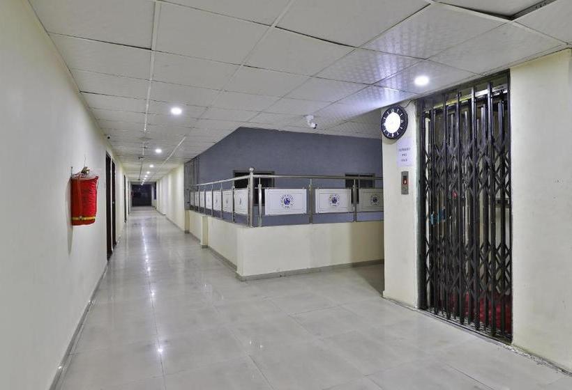 فندق على الطريق Spot On 36856  Aeron