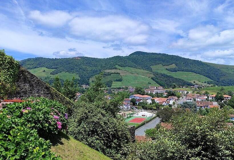 هاستل L Auberge Du Pèlerin   St Jean Pied De Port