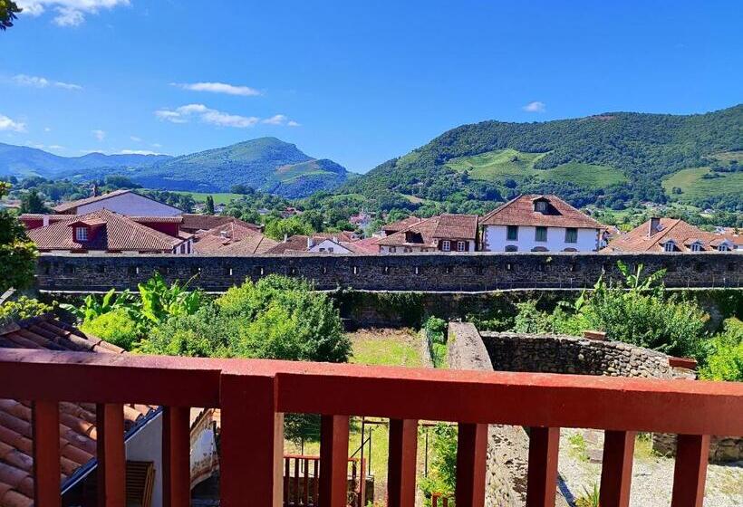 هاستل L Auberge Du Pèlerin   St Jean Pied De Port