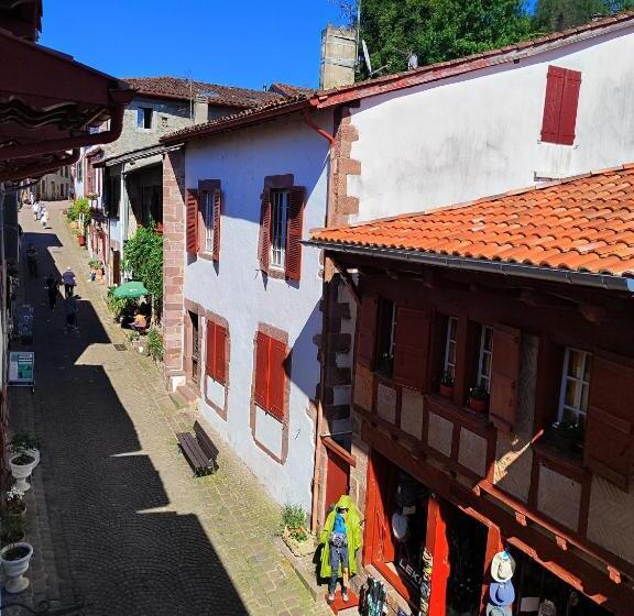 هاستل L Auberge Du Pèlerin   St Jean Pied De Port