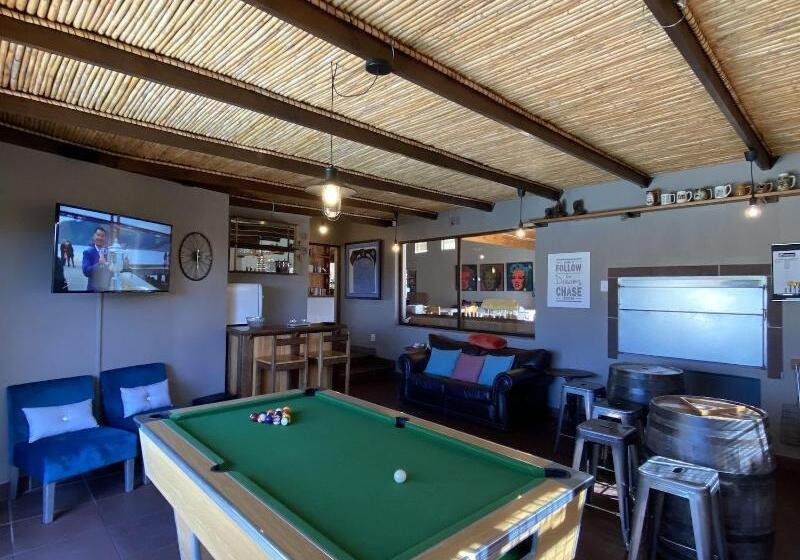 Dolphin Circle Bed And Breakfast