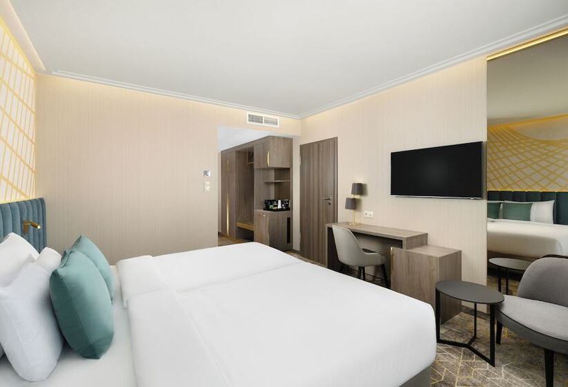 هتل Kenese Bay Garden Resort & Conference