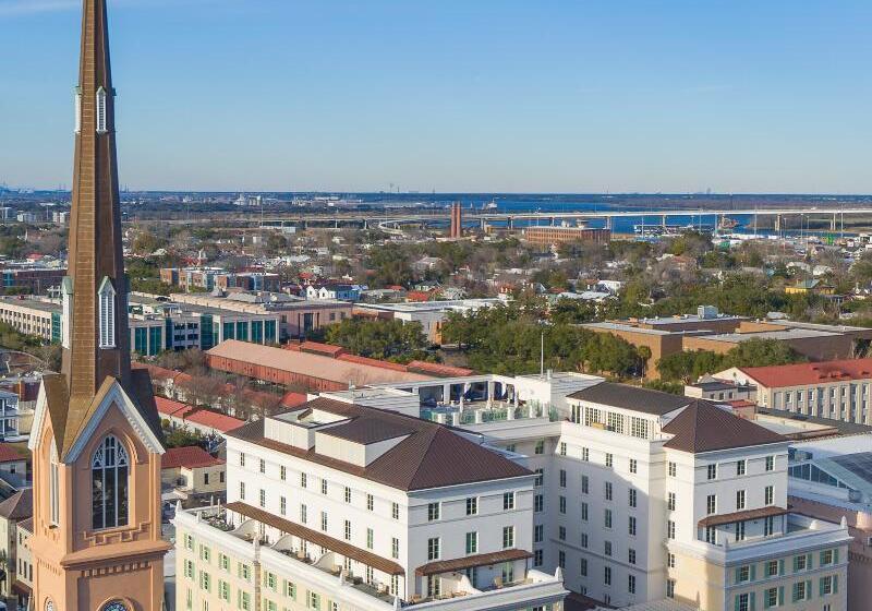 هتل Bennett Charleston