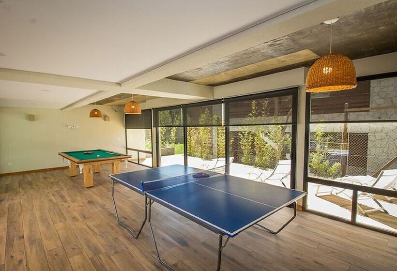 هتل Julieta Y El Mar