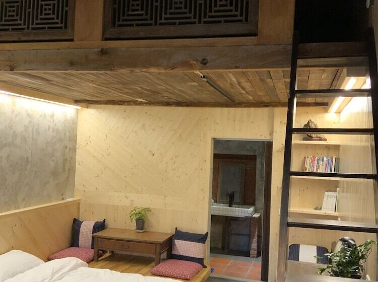 Yilan For A Night B&b