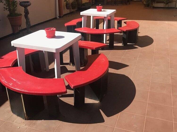 هاستل Cittadella Hostal