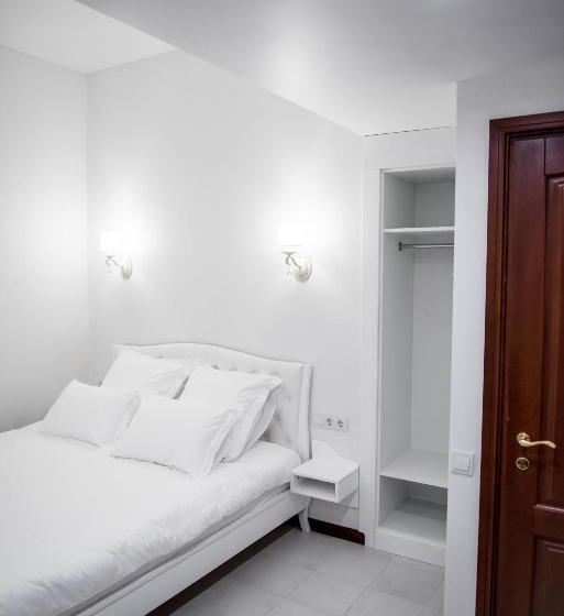 Apart Hotel Quartet