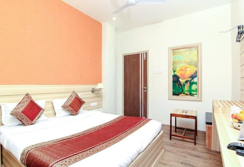 Fotos del hotel R B International:  13