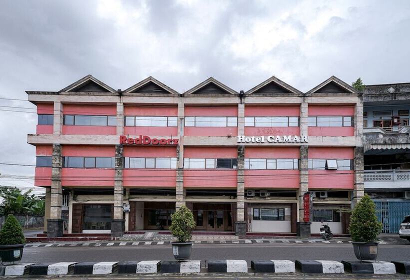 هتل Reddoorz Plus Near Jambi Prima Mall