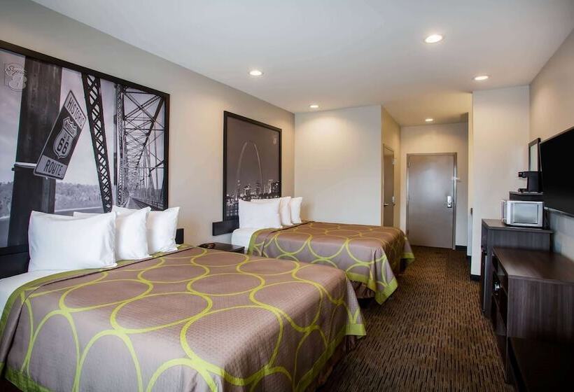 هتل Super 8 By Wyndham St. Louis North