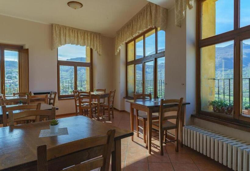 Ostello Albergo Dagli Elfi