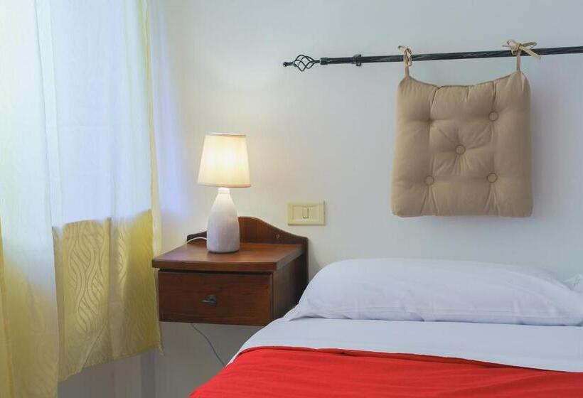 Ostello Albergo Dagli Elfi