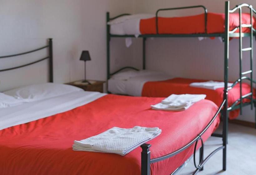 Ostello Albergo Dagli Elfi