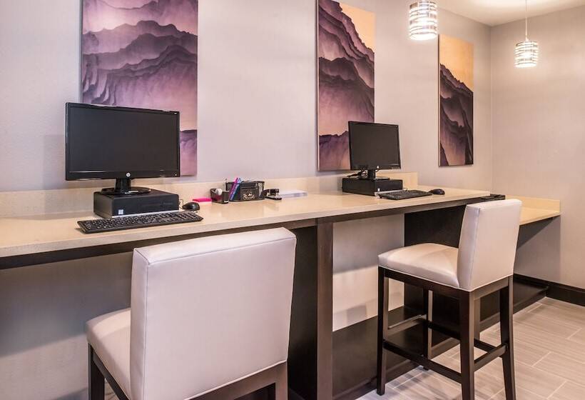 Отель Staybridge Suites   Pecos, An Ihg