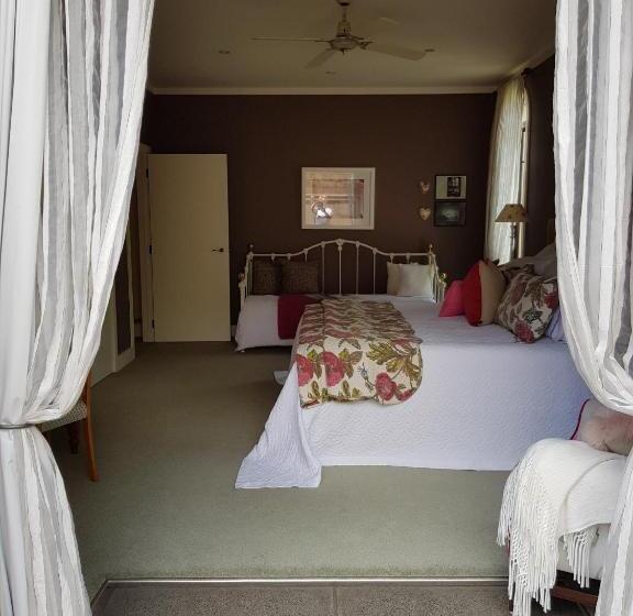 Villa Te Soro Bed And Breakfast