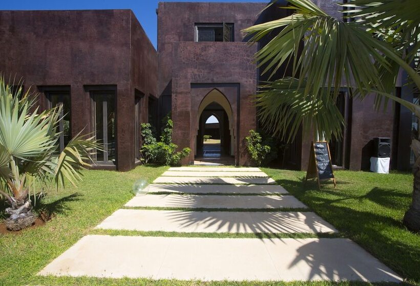 هتل Palais Amaya