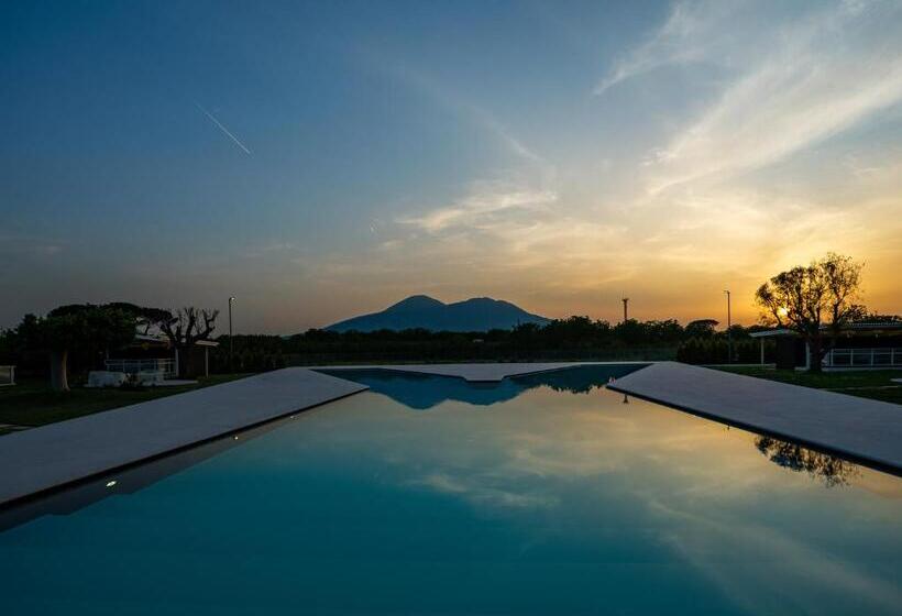 هتل Secret Garden Resort & Spa