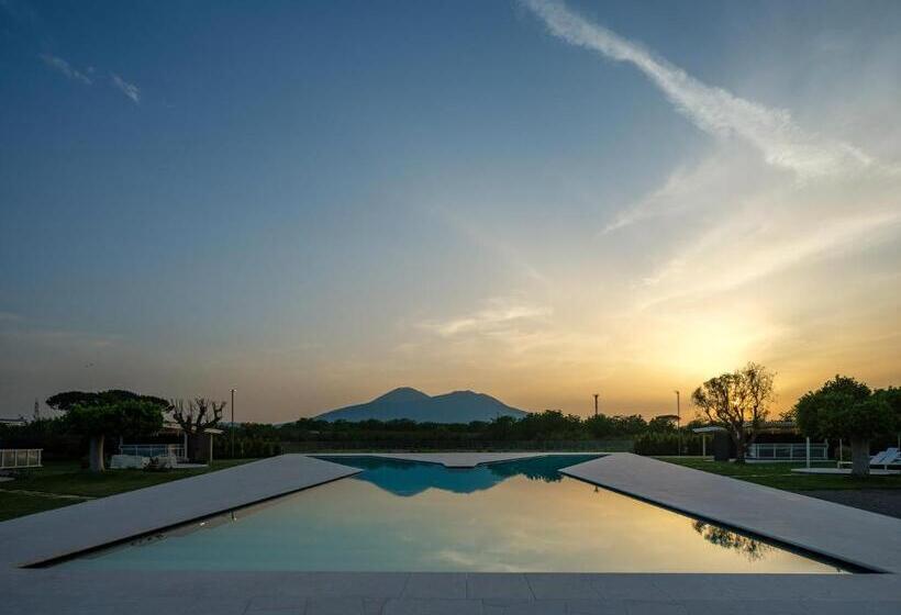 هتل Secret Garden Resort & Spa